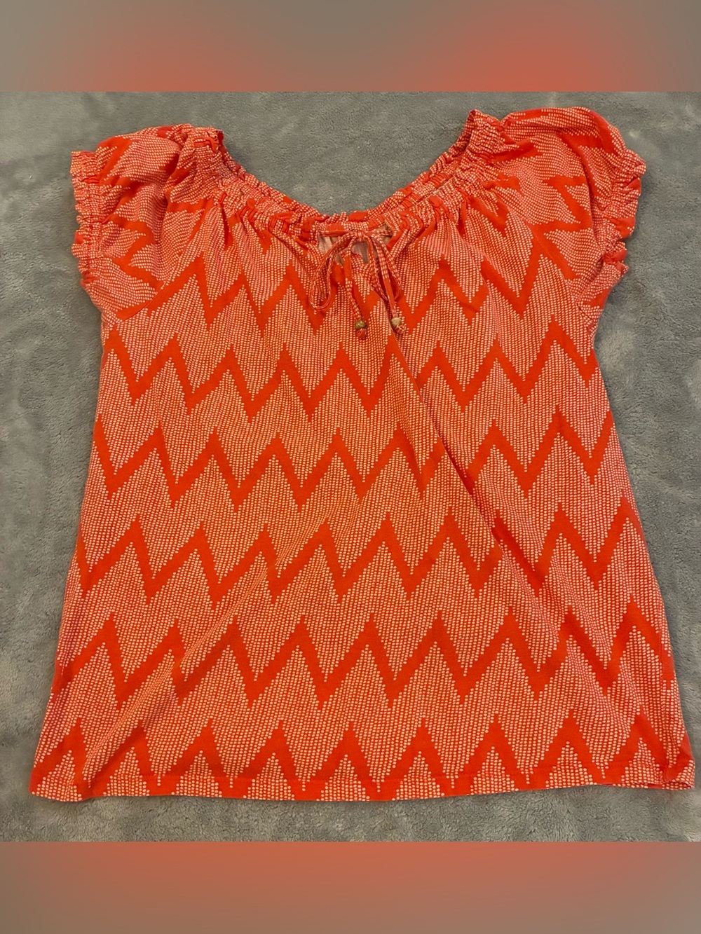 Women’s Orange Zigzag Peasant Top Size Medium